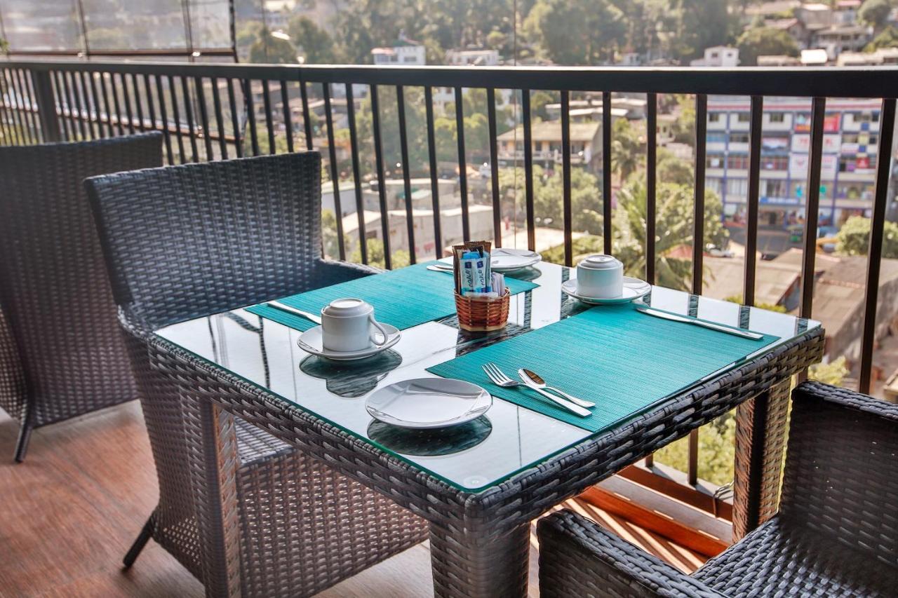 Bunk Planet Otel Kandy Dış mekan fotoğraf